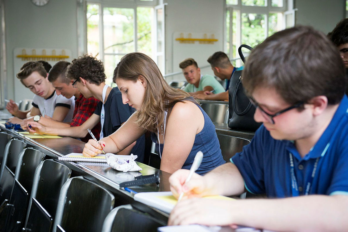 Studierende bei einer Lehrveranstaltung